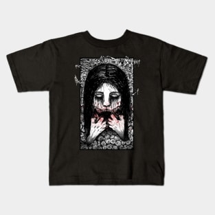 Horror Slit Mouthed (Black and White Version) Kids T-Shirt